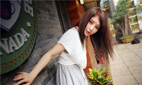 通州想找一个女性生孩子给报酬-｛找个女人生孩子多少钱｝